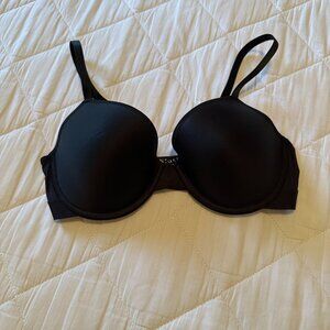 Stealth Mode Demi Bra in Black